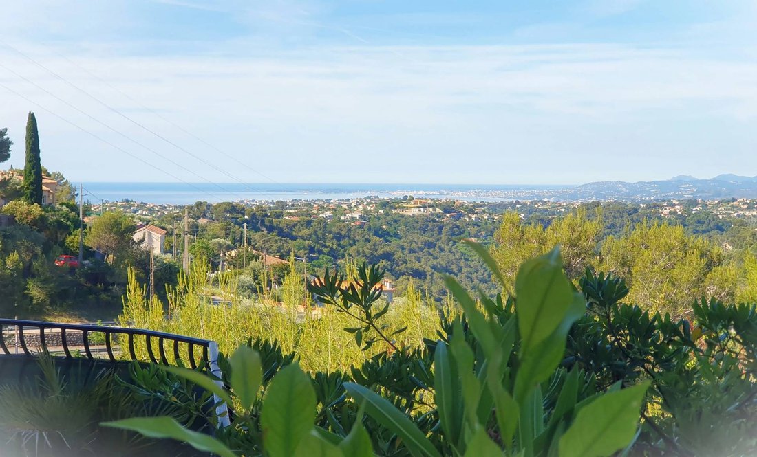 Villa in Aspremont, Provence-Alpes-Côte d'Azur, France 3 - 18092657