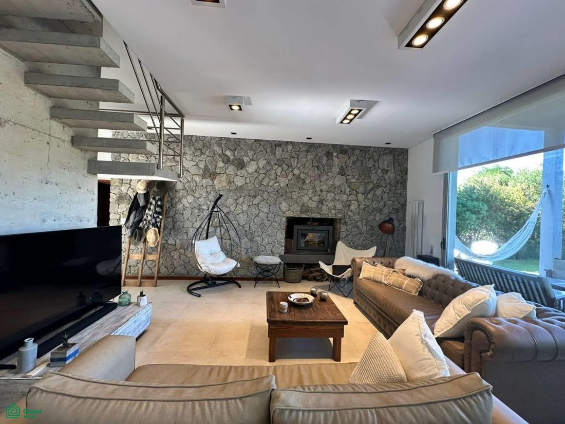 House in Pinamar, Buenos Aires Province, Argentina 5 - 17360247