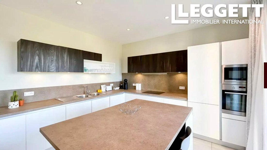 Apartment in Cannes, Provence-Alpes-Côte d'Azur, France 3 - 18630211