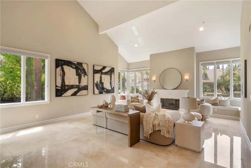 House in Santa Ana, California, United States 5 - 18439943