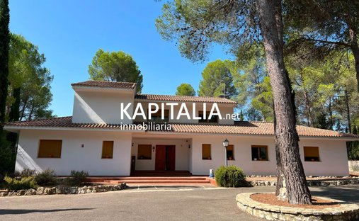 Villa in Ontinyent, Valencian Community, Spain 1