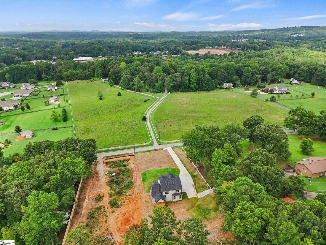 House in Travelers Rest, South Carolina, United States 2 - 18301146