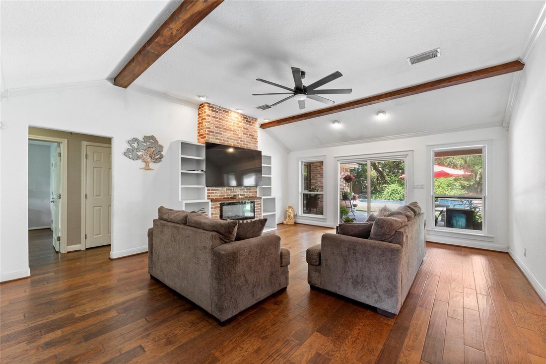 House in Dickinson, Texas, United States 3 - 18520253