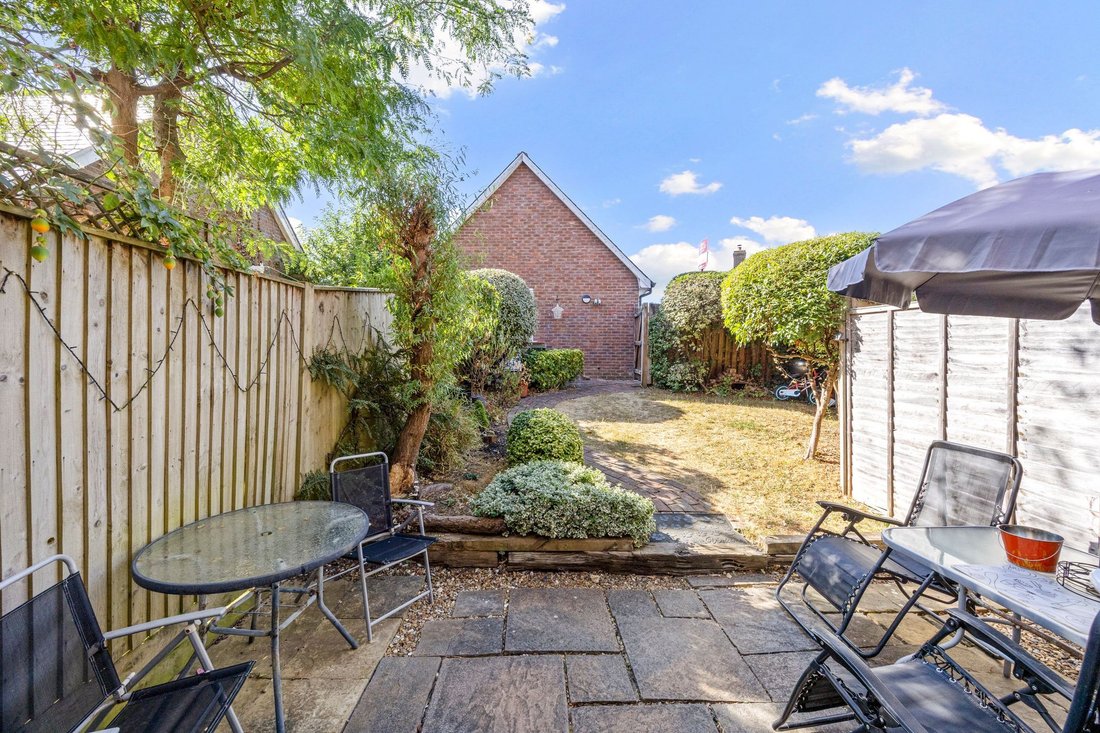 House in Parbrook, Billingshurst, England 2 - 18626904