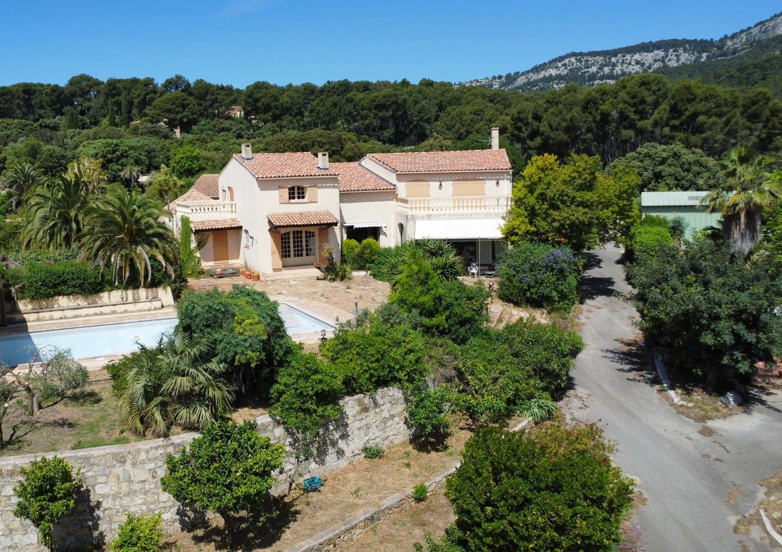 House in Nord Est, Ollioules, France 1 - 15708640