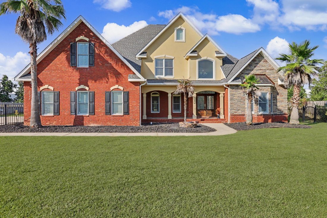 House in Pace, Florida, United States 1 - 18628112