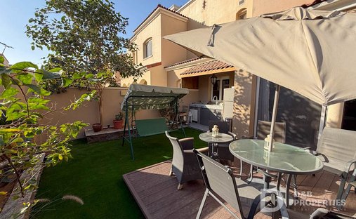 Villa in Wadi Al Safa 7, Wadi Al Safa, Emirato di Dubai 1