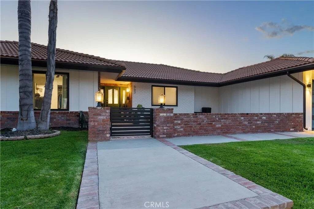 House in Covina, California, United States 5 - 18555417