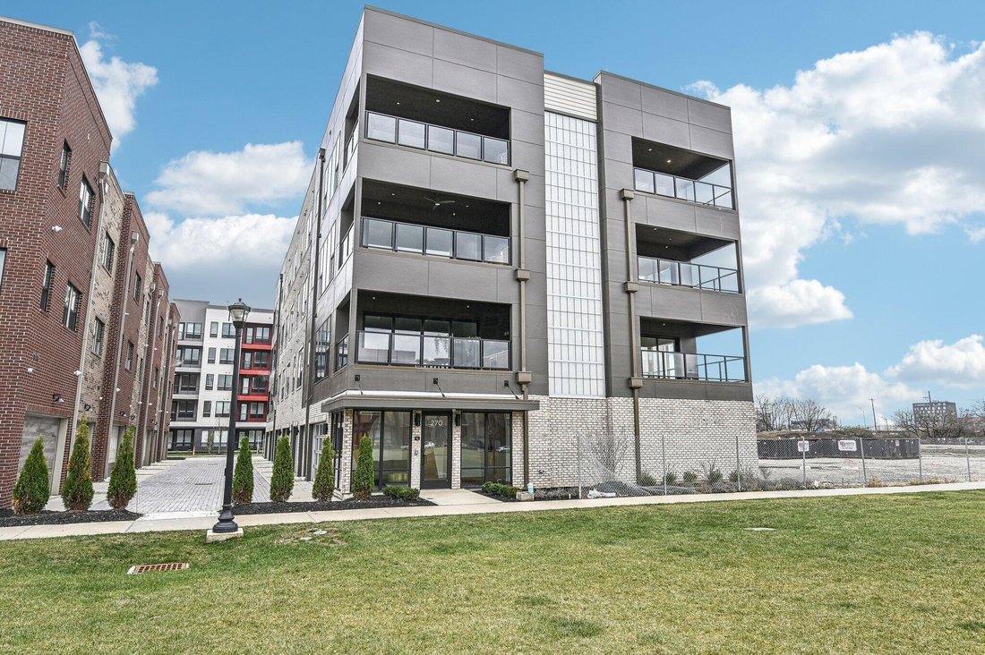 Condo in Columbus, Ohio, United States 1 - 17679388
