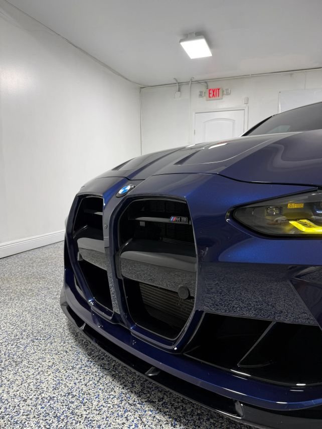 Sedan in Miami, FL, United States 4 - 18630195