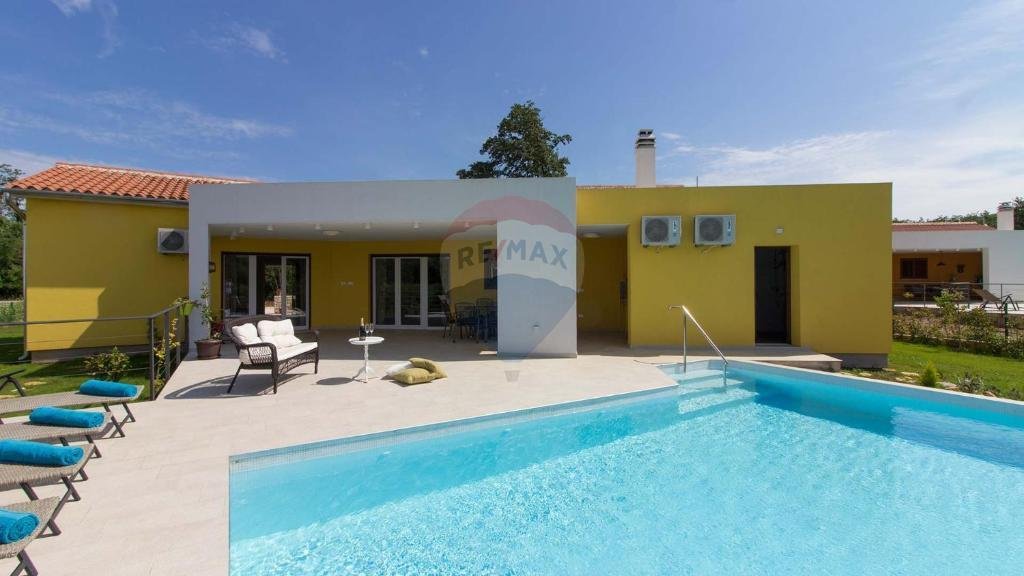 House in Svetvincenat, Istria County, Croatia 1 - 18629806