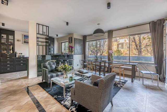 Apartment in Palais Royal, Paris 1er Arrondissement, Paris 1 - 15869676