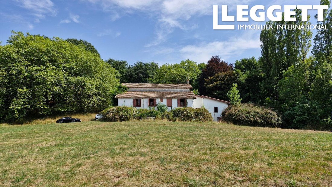 Farm Ranch in Ascain, Nouvelle-Aquitaine, France 1 - 18630208