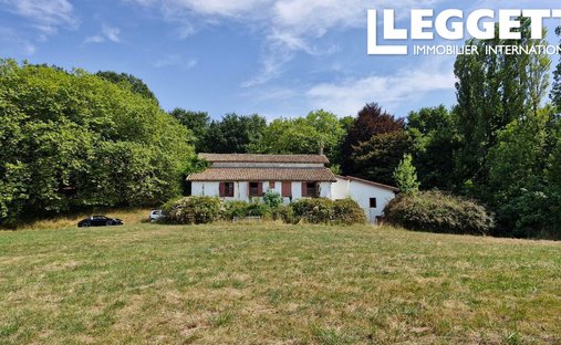 Farm Ranch in Ascain, Nouvelle-Aquitaine, France 1