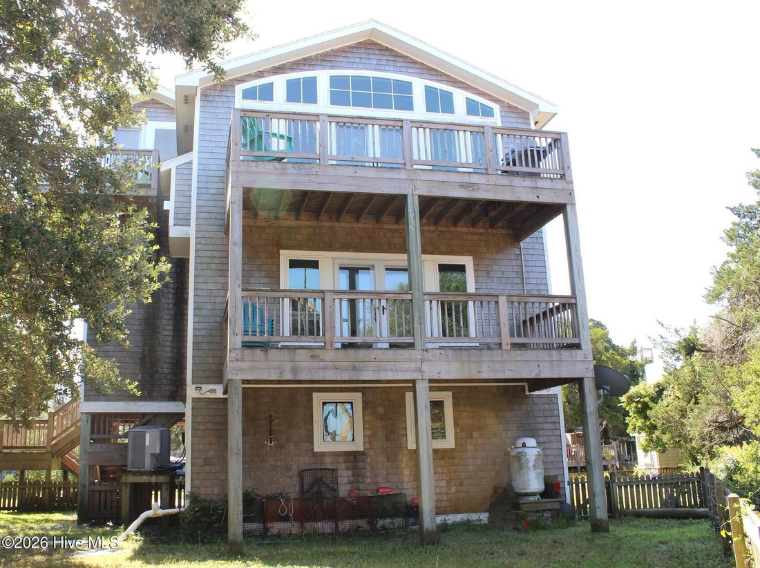 House in Ocracoke, North Carolina, United States 5 - 18294793