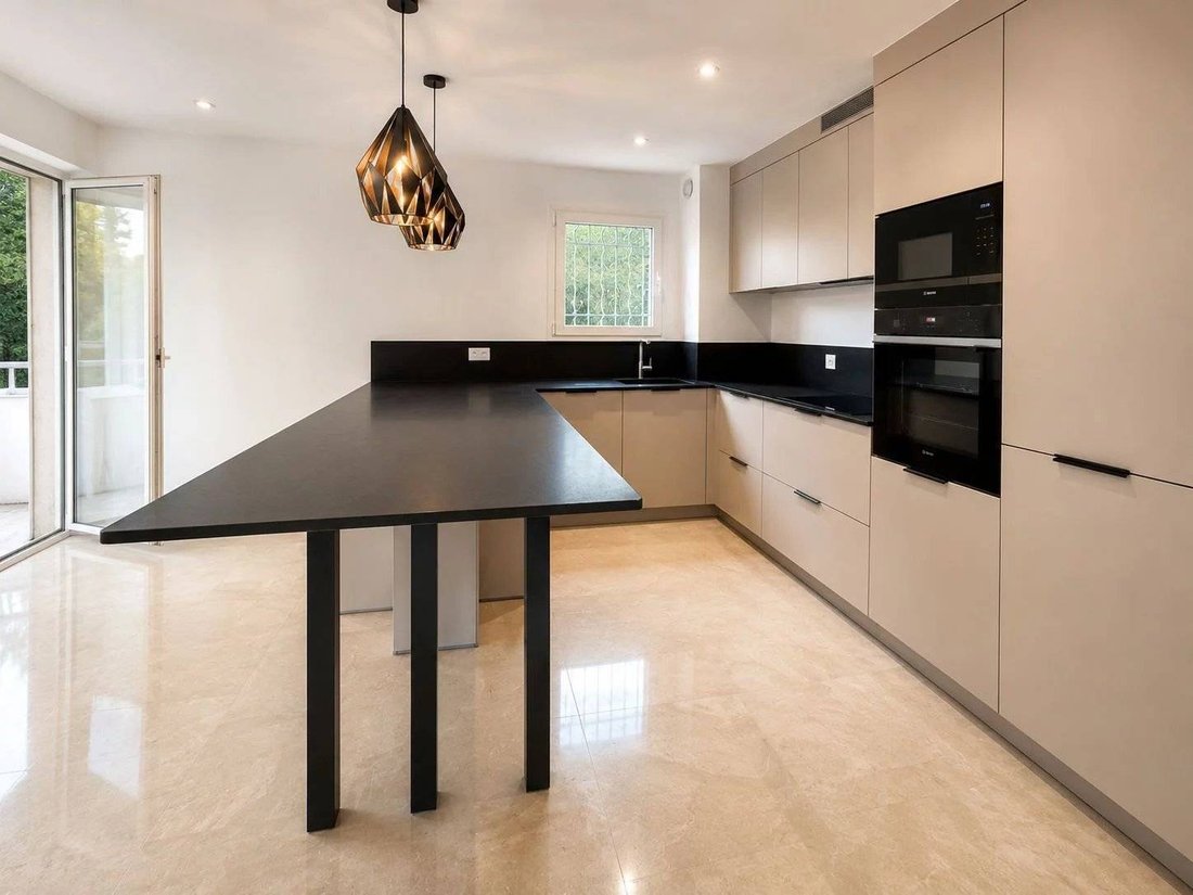 Apartment in Montfleury, Cannes, France 3 - 18271102