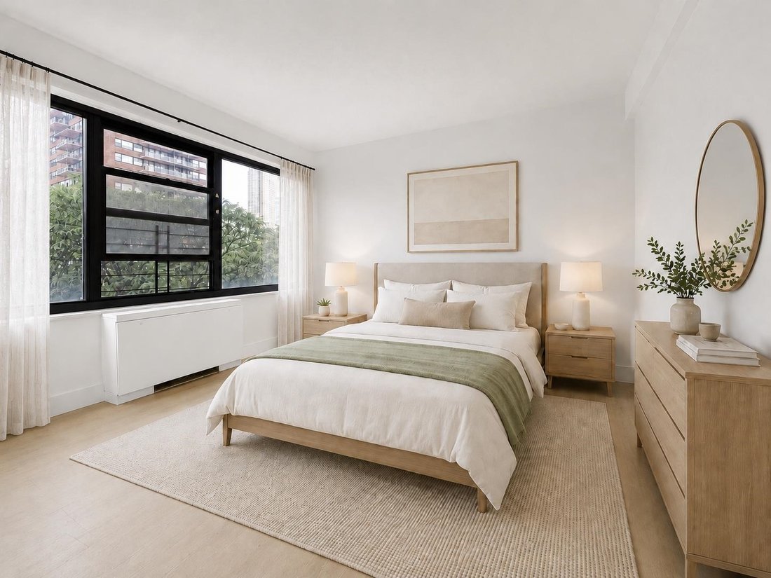 Jersey City, New Jersey, United States 2 - 18626878