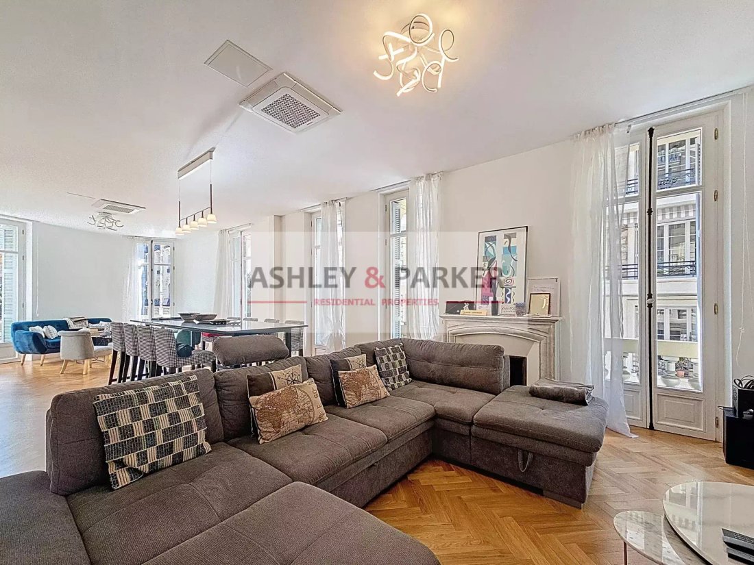 Appartamento a Nizza, Provenza-Alpi-Costa Azzurra, Francia 1 - 17274804