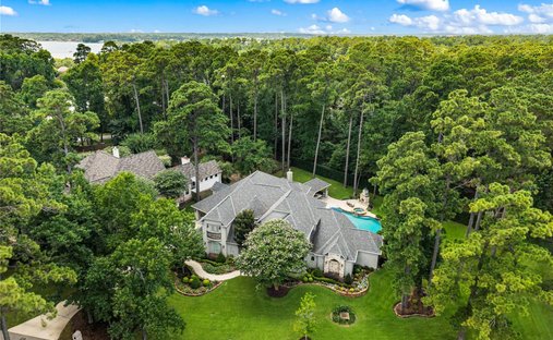 House in Montgomery, Texas, United States 1