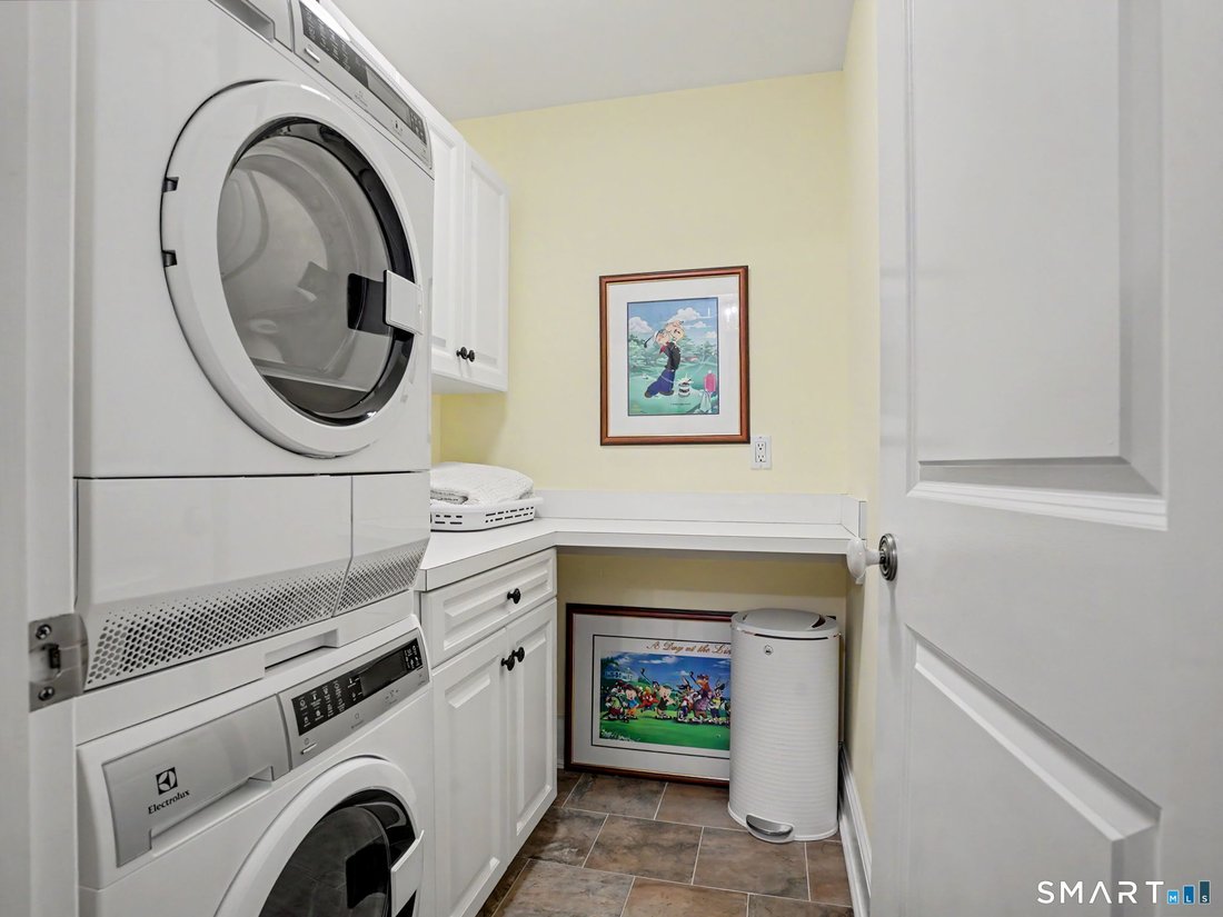 Condo in Norwalk, Connecticut, United States 4 - 18626607