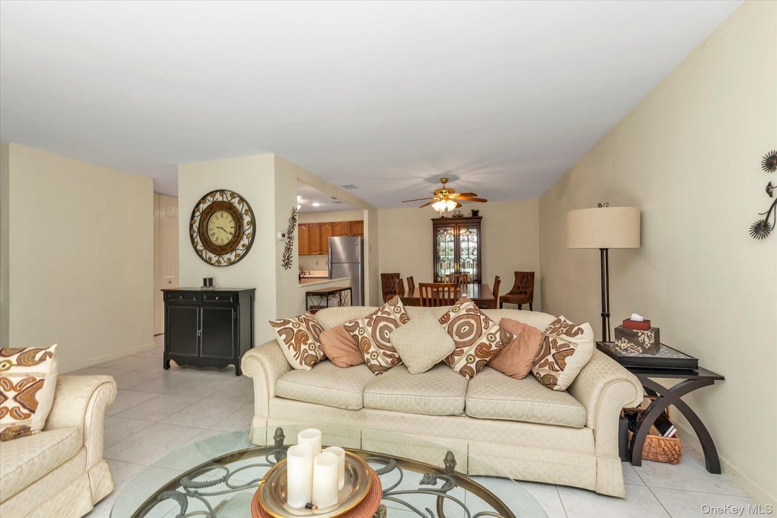 Condo in Roslyn, New York, United States 4 - 18629676