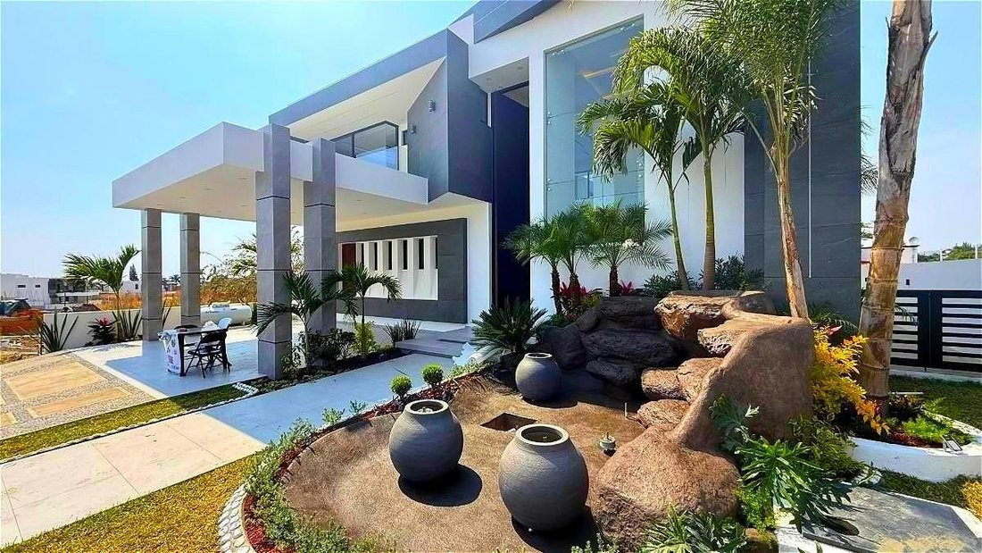 House in Lomas de Cocoyoc, Morelos, Mexico 1 - 18626346