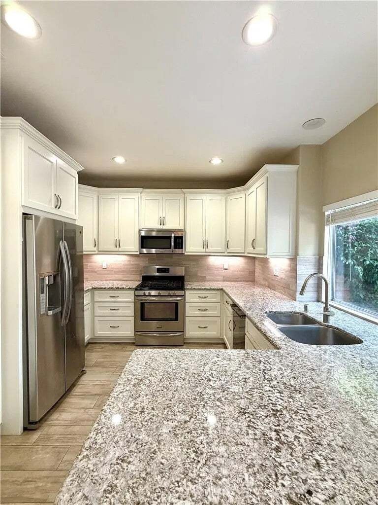 Condo in Oak Park, California, United States 4 - 18629187