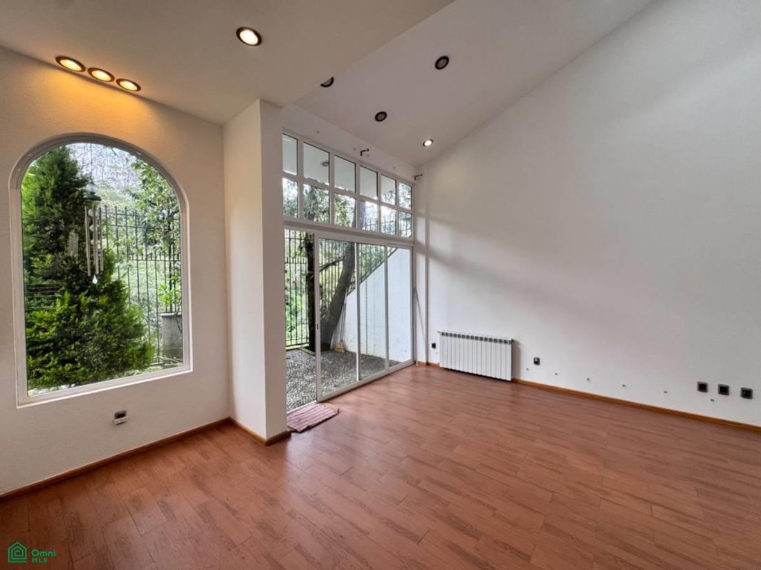 House in Mexico City, Mexico 5 - 17232596