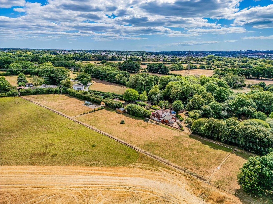 House in Denmead, England 2 - 18631397