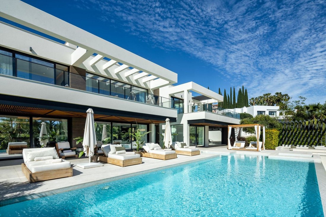 Villa in Nueva Andalucia, Marbella, Spain 1 - 18631658