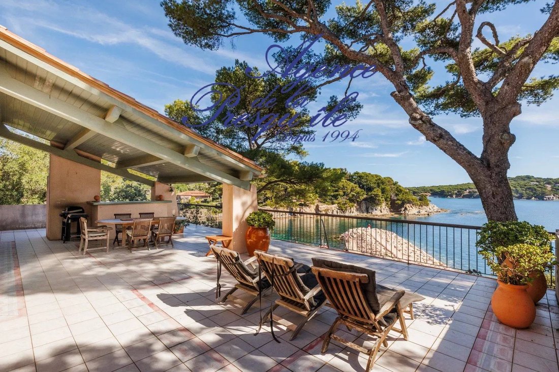 House in Hyeres, Provence-Alpes-Côte d'Azur, France 2 - 18044586