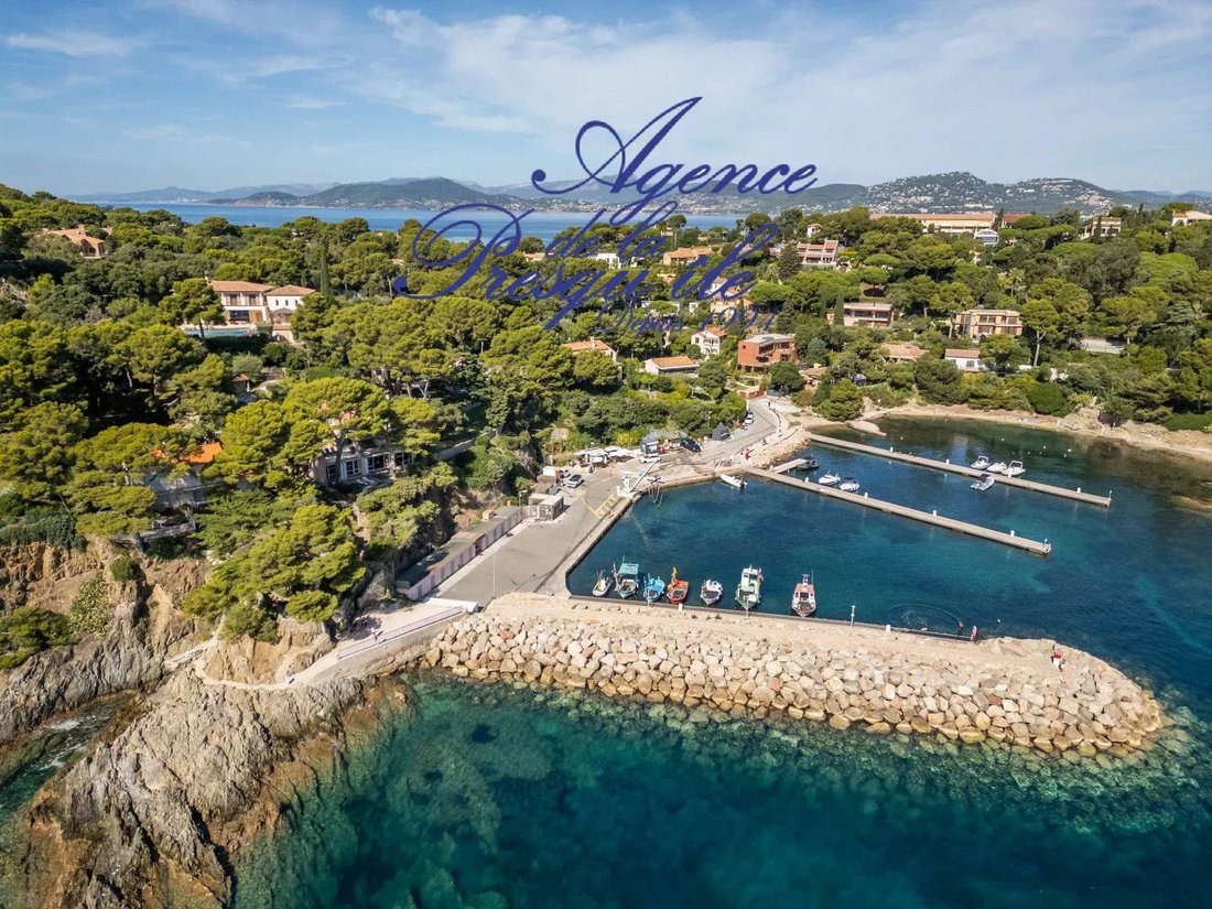 House in Hyeres, Provence-Alpes-Côte d'Azur, France 4 - 18044586