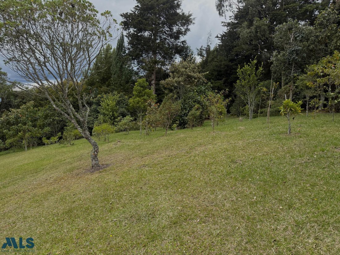 Land in Envigado, Antioquia, Colombia 2 - 18631267