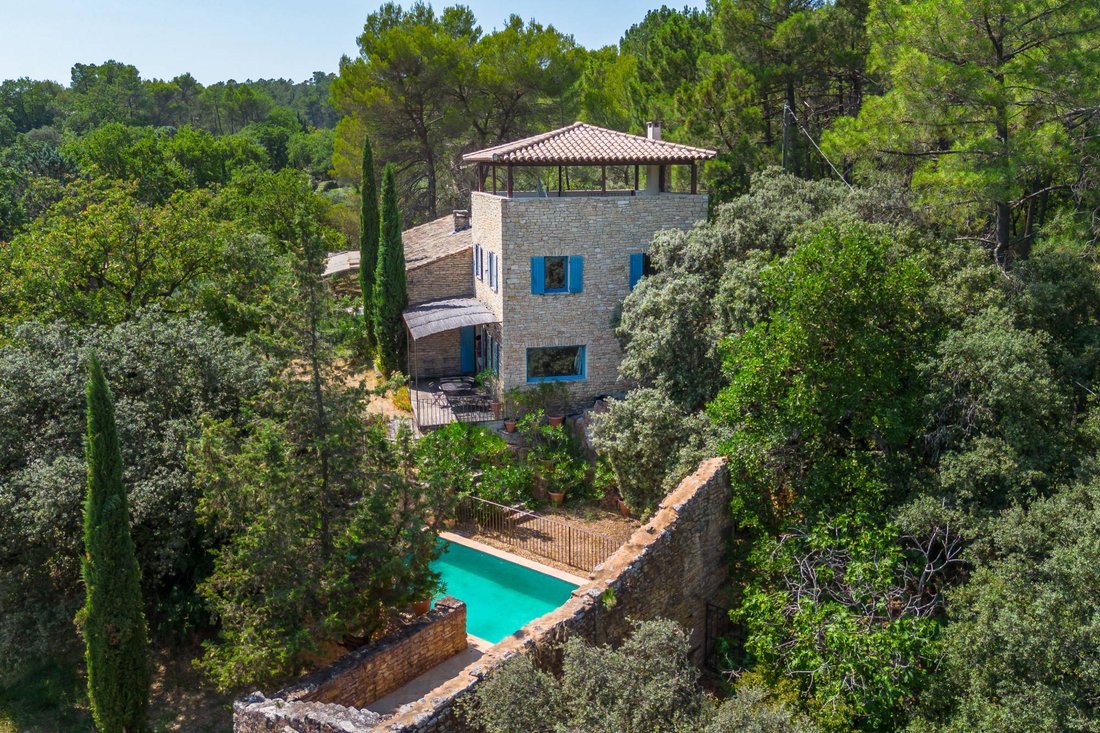 Casa a Gordes, Provenza-Alpi-Costa Azzurra, Francia 1 - 18496945
