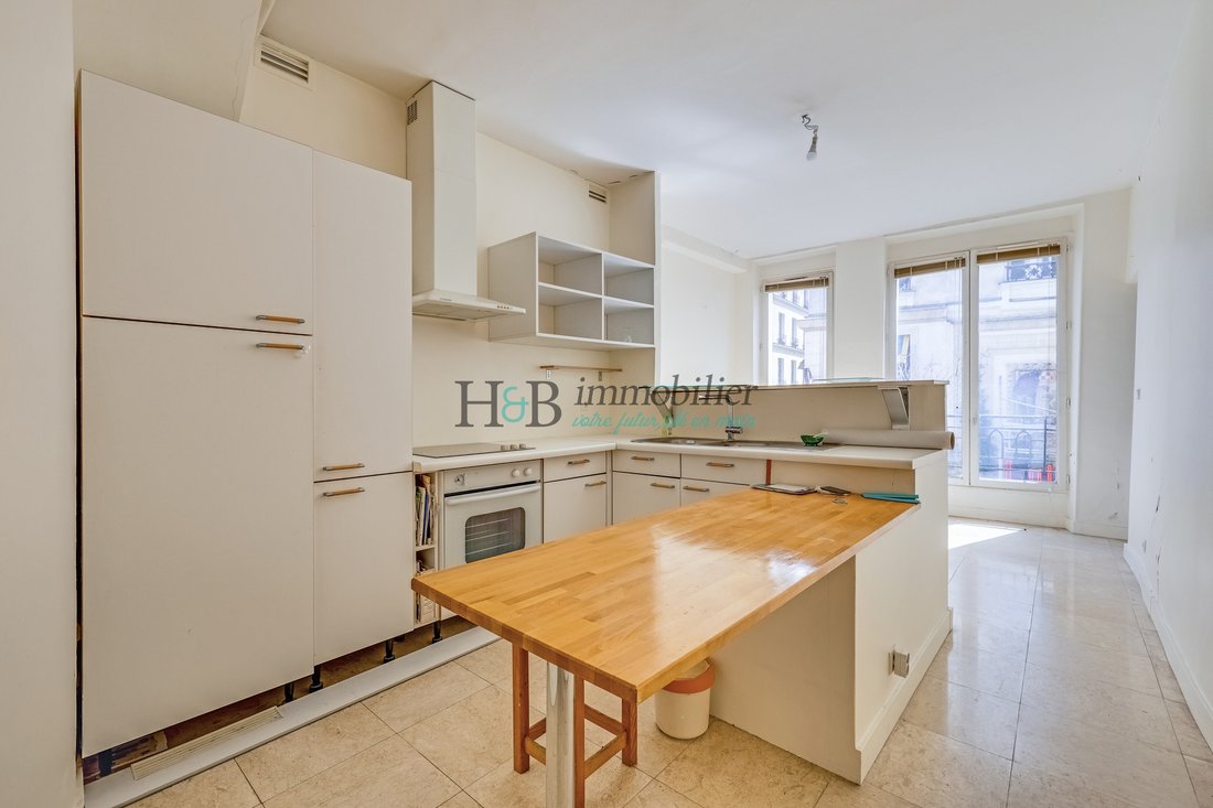 Apartment in Grange Aux Belles-Terrage, Paris 10e Arrondissement, Paris 3 - 18631354