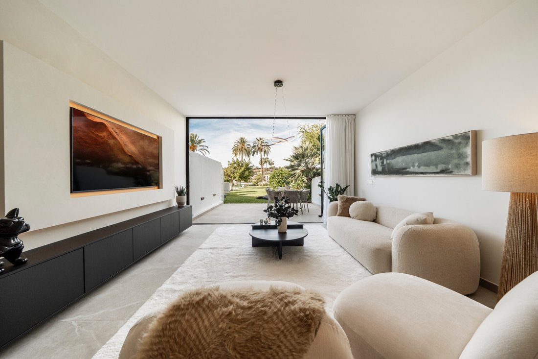Townhouse in Nueva Andalucia, Marbella, Spain 3 - 18631478