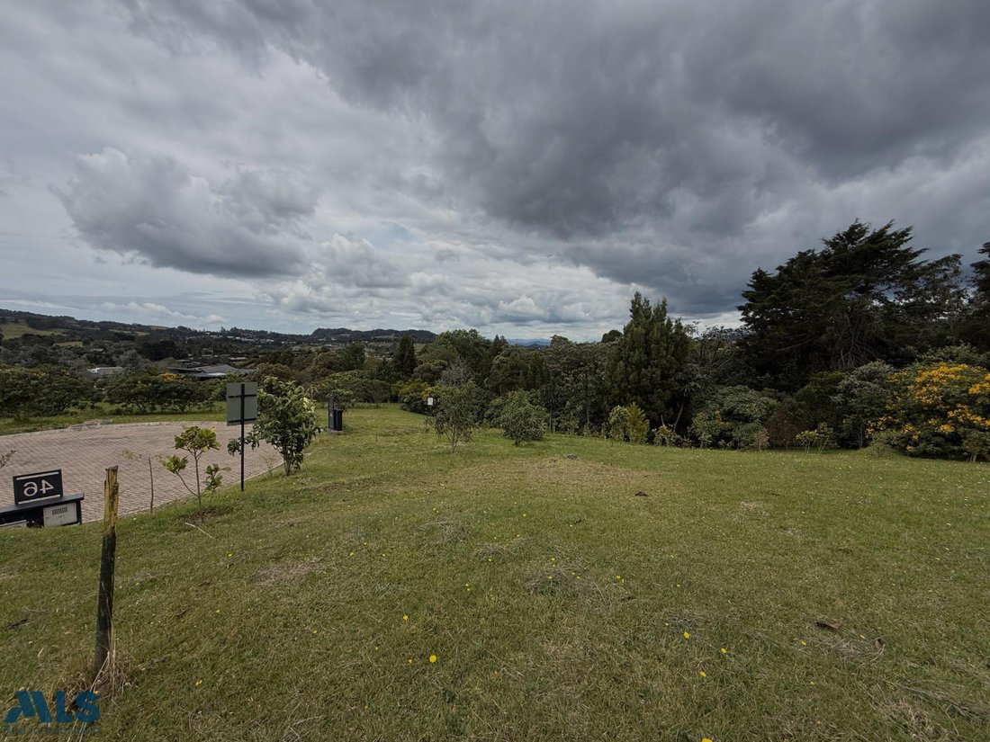 Land in Envigado, Antioquia, Colombia 1 - 18631296