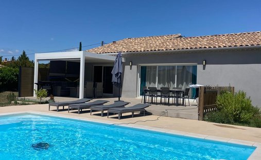 House in Gargas, Provence-Alpes-Côte d'Azur, France 1