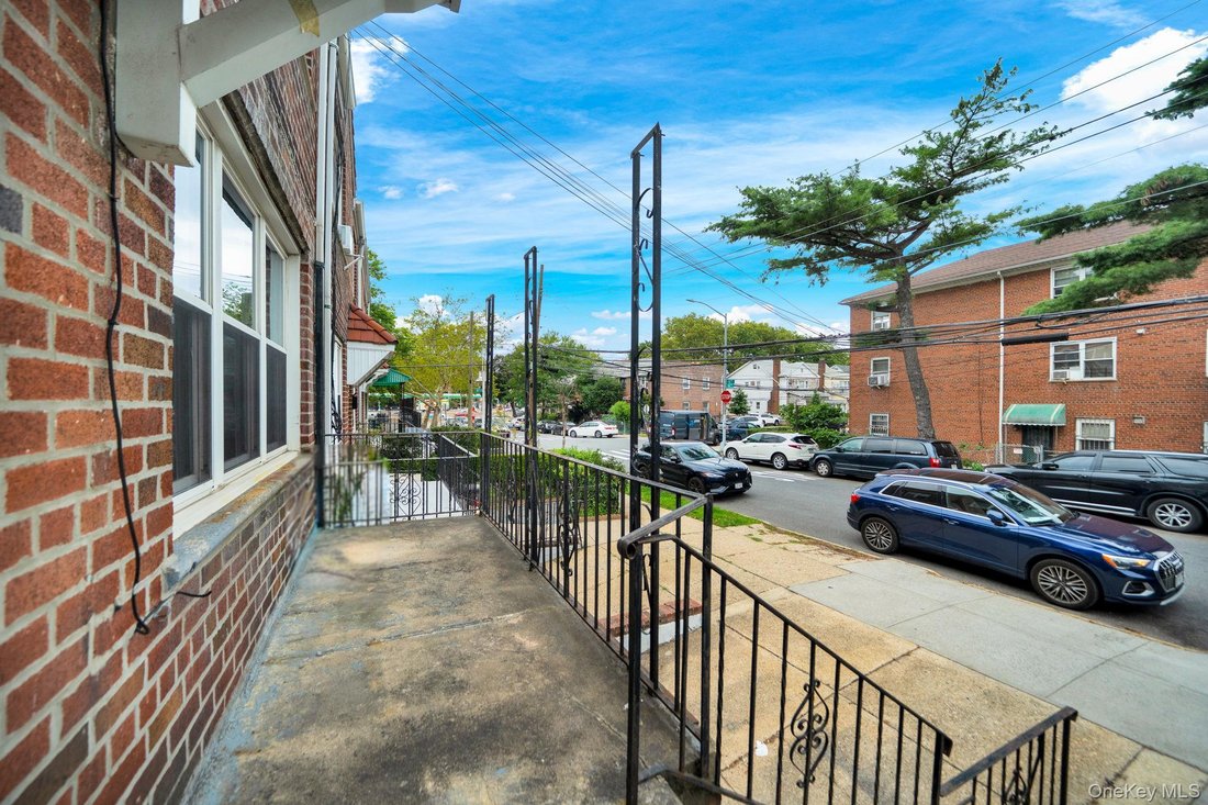 House in New York, New York, United States 2 - 18631160