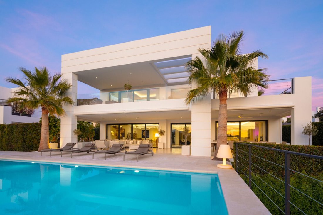 Villa in Nueva Andalucia, Marbella, Spain 5 - 18631569