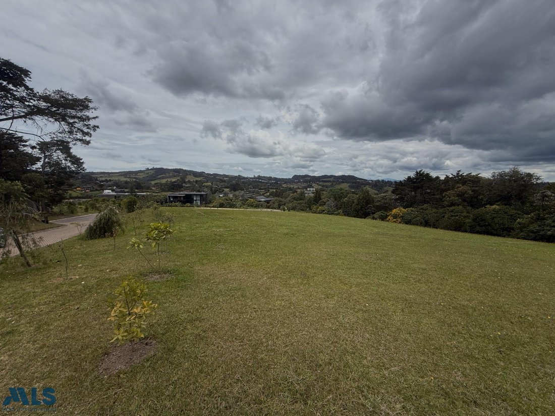Land in Envigado, Antioquia, Colombia 4 - 18631267