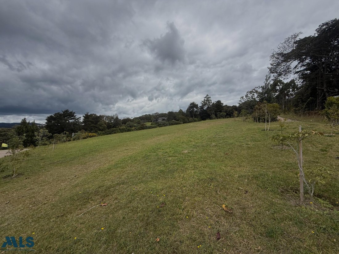 Land in Envigado, Antioquia, Colombia 3 - 18631287