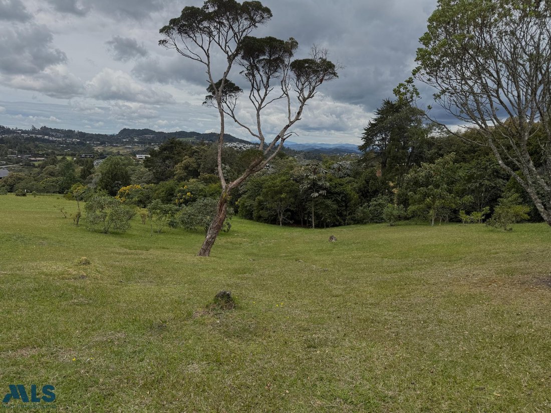 Land in Envigado, Antioquia, Colombia 1 - 18631267