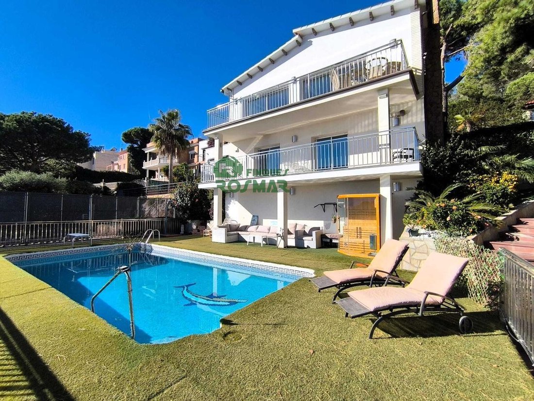 House in Lloret de Mar, Catalonia, Spain 2 - 18631030