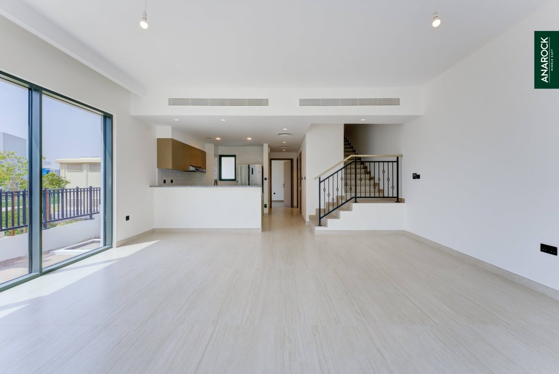 Townhouse in Al Hebiah 5, Al Hebiah, Dubai 4 - 18631348