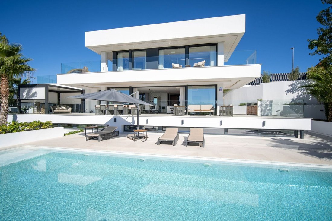 Villa in Nueva Andalucia, Marbella, Spain 1 - 18631539