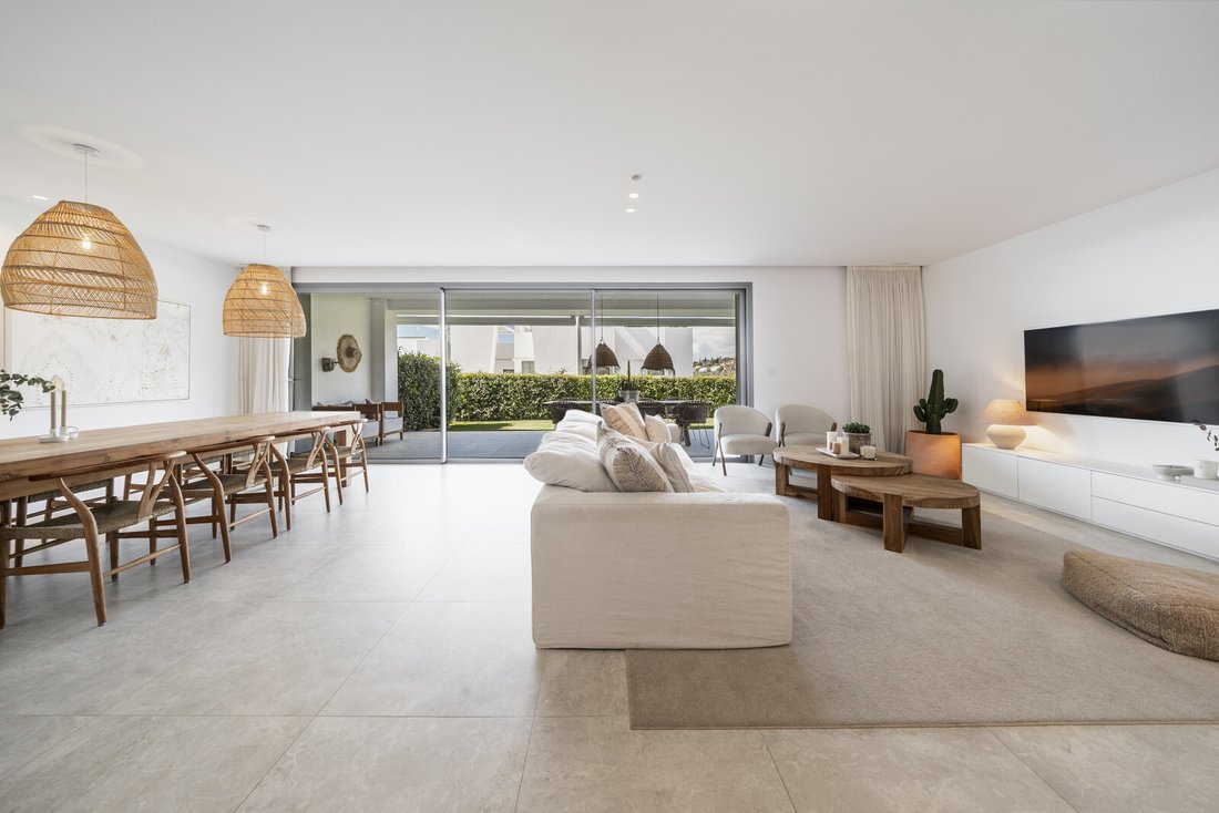 Apartment in Marbella, Andalusia, Spain 3 - 18631491