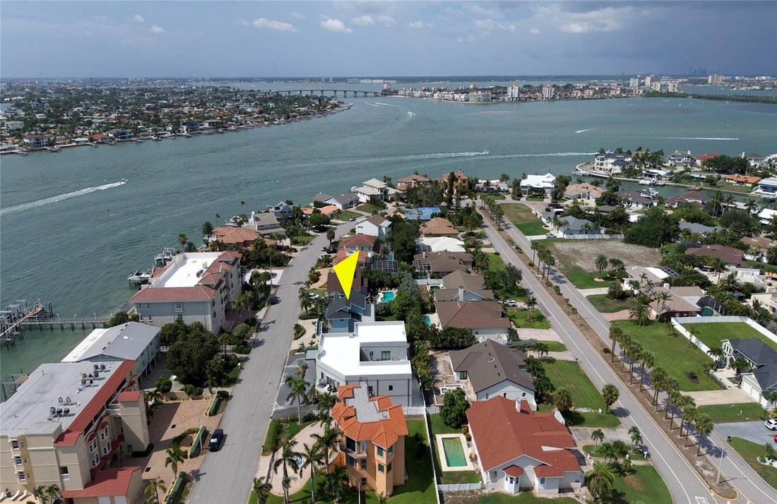House in St. Petersburg, Florida, United States 4 - 18631064