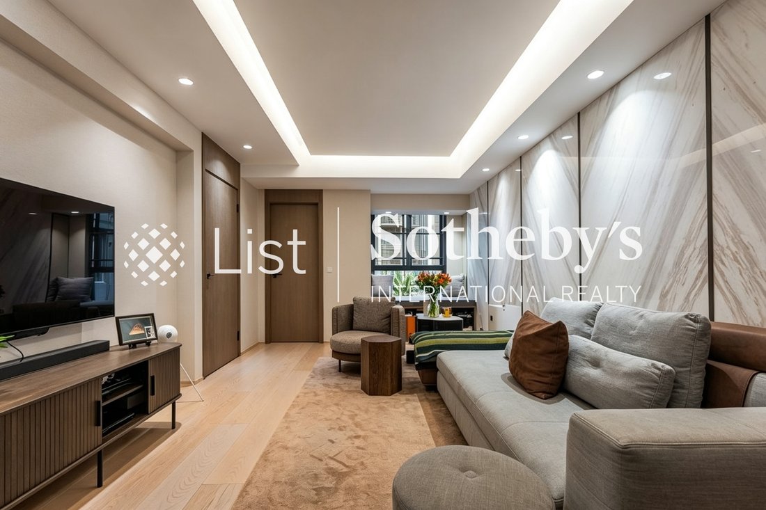 Apartment in Mid-Levels Central, Hong Kong 3 - 18631249