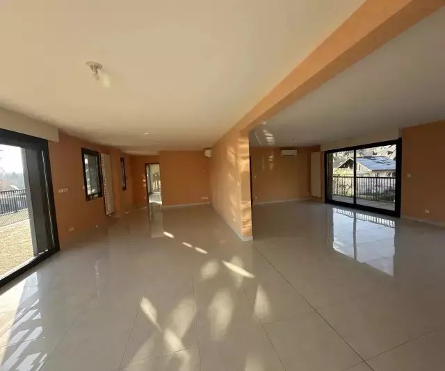 Apartment in Le Bourget-du-Lac, Auvergne-Rhône-Alpes, France 3 - 17727451